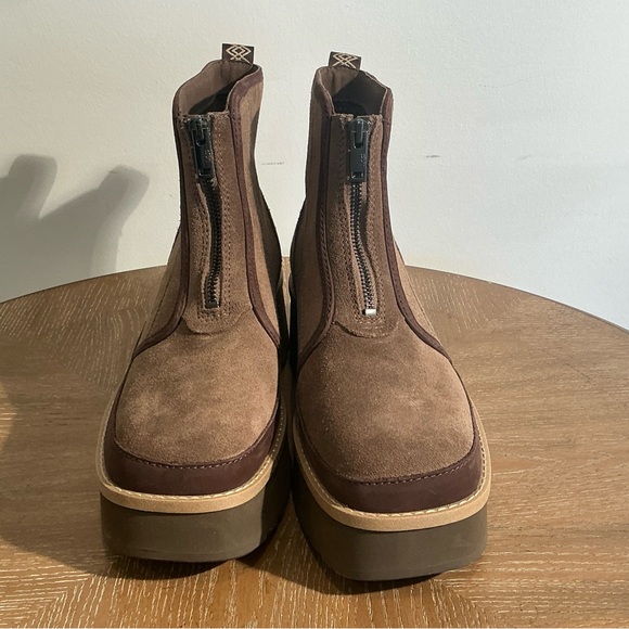 UGG Cityfunc Women's Zip Fashion Boot - Picture 7 of 8